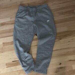 Nike Men’s Large Gray Fleece Sweatpants
